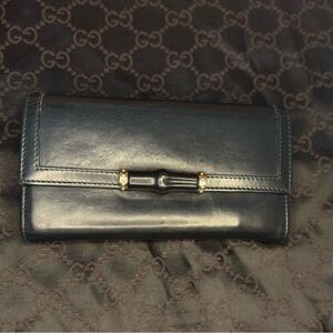Gucci genuine leather long wallet